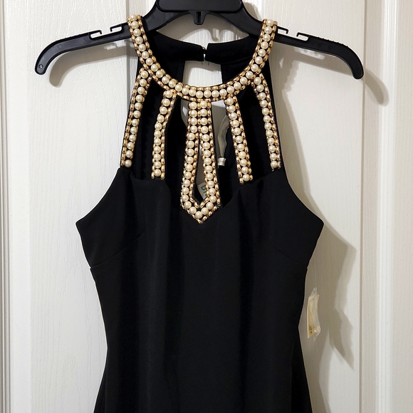 Available by Angela Dresses & Skirts - Junior's "Available by Angela" Dress Size M